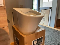 Hangtoilet met softclose zitting - afbeelding 3 van  4
