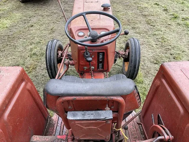 Hanomag perfekt 400 oldtimer tractor - afbeelding 5 van  16