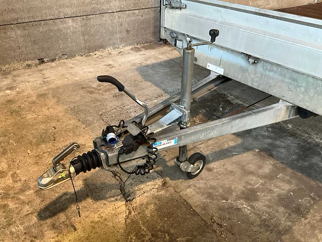 Hapert dubbelas plateau aanhangwagen 610x206 - afbeelding 2 van  27