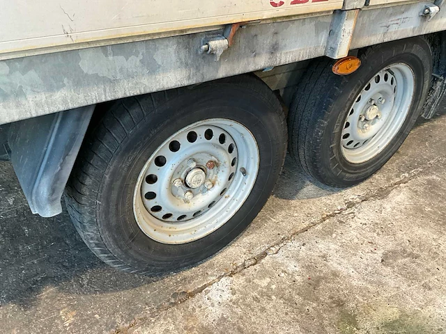 Hapert dubbelas plateau aanhangwagen 610x206 - afbeelding 4 van  27