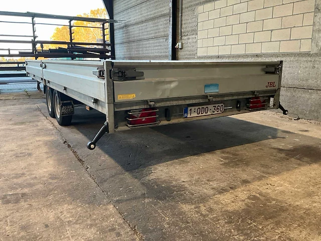 Hapert dubbelas plateau aanhangwagen 610x206 - afbeelding 6 van  27