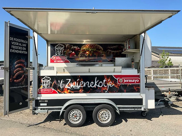Hapert foodtruck aanhangwagen - afbeelding 3 van  41