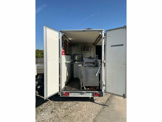 Hapert foodtruck aanhangwagen - afbeelding 4 van  41