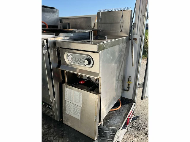 Hapert foodtruck aanhangwagen - afbeelding 6 van  41