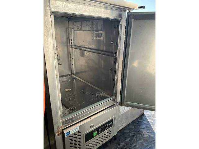Hapert foodtruck aanhangwagen - afbeelding 10 van  41