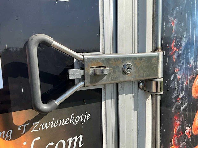 Hapert foodtruck aanhangwagen - afbeelding 30 van  41