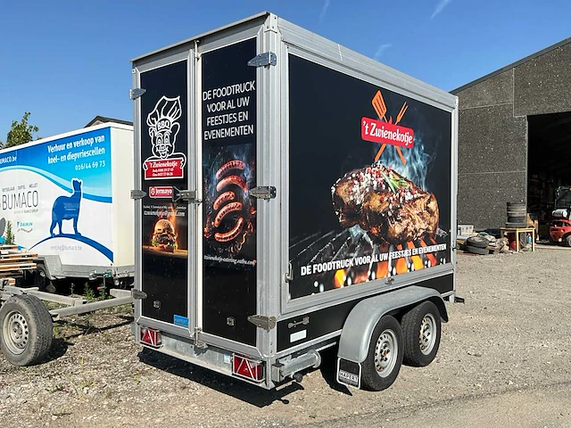 Hapert foodtruck aanhangwagen - afbeelding 37 van  41