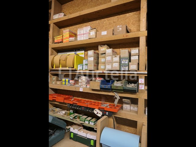 Hardware en schuurtape - afbeelding 7 van  12