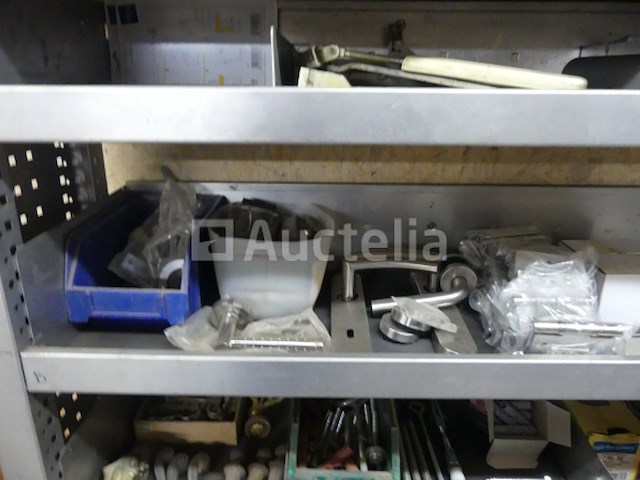 Hardware, pneumatische slangen, draadstangen, ... - afbeelding 11 van  16