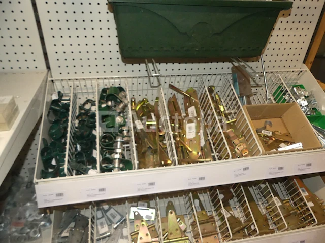 Hardware, schroeven, diverse bouten - afbeelding 2 van  19