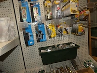 Hardware, schroeven, diverse bouten - afbeelding 3 van  19