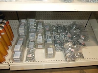 Hardware, schroeven, diverse bouten - afbeelding 15 van  19