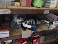 Hardware, verf, ... - afbeelding 5 van  9