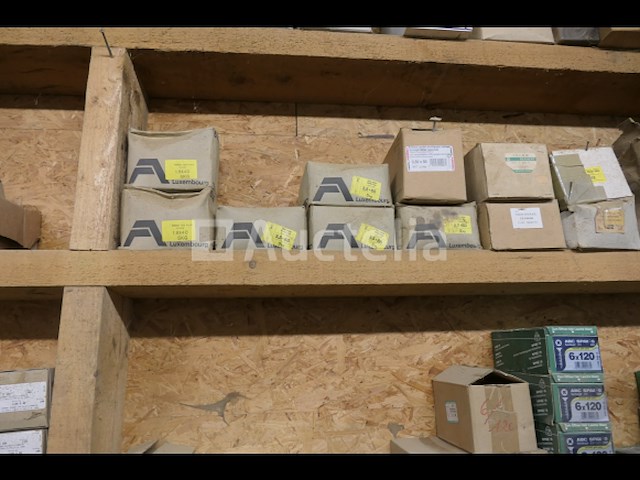 Hardware - afbeelding 12 van  12