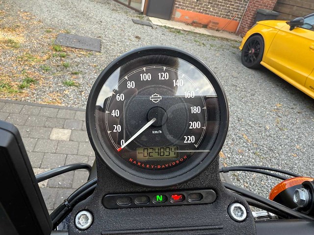 Harley - iron 883 - xl2 - motorfiets - afbeelding 4 van  33