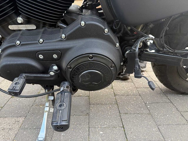 Harley - iron 883 - xl2 - motorfiets - afbeelding 11 van  33