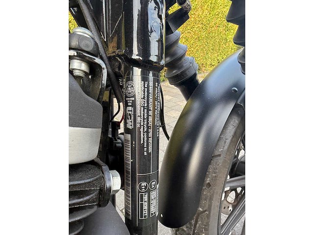 Harley - iron 883 - xl2 - motorfiets - afbeelding 32 van  33