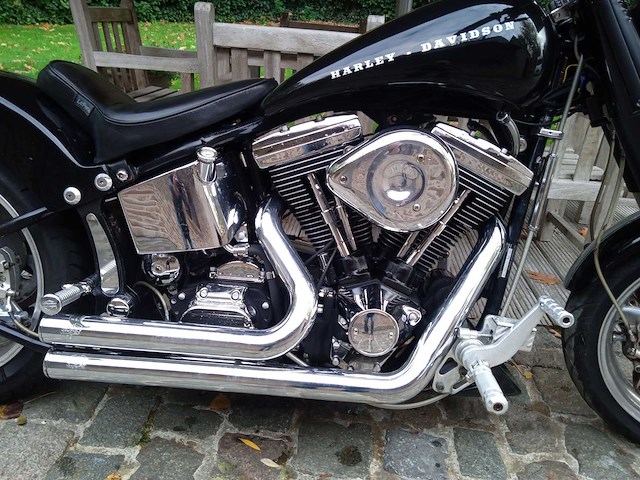 Harley davidson - flstn - motorfiets - afbeelding 9 van  12
