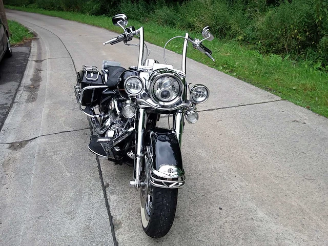 Harley davidson - road king - motorfiets - afbeelding 7 van  9