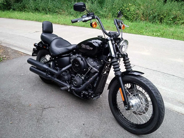 Harley davidson - street bob - motorfiets - afbeelding 2 van  6