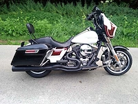 Harley davidson - street glide - motorcycle - afbeelding 1 van  11