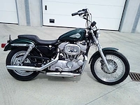 Harley davidson - xl 883 - motorfiets - afbeelding 1 van  5