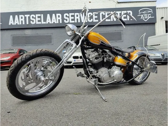 Harley davidson costum built - afbeelding 1 van  55