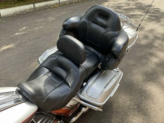 Harley-davidson cvo ultra limited - afbeelding 10 van  23