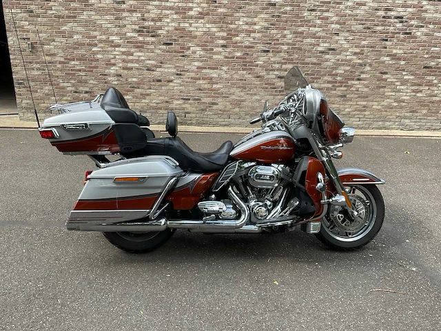 Harley-davidson cvo ultra limited - afbeelding 22 van  23