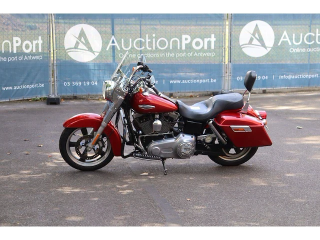 Harley-davidson dyna switchback benzine 2012 - afbeelding 1 van  1