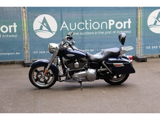 Harley-davidson dyna switchback benzine 2013 - afbeelding 1 van  1