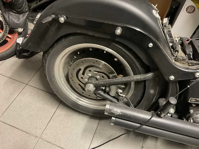 Harley-davidson flstfb fatboy motorfiets - afbeelding 3 van  14
