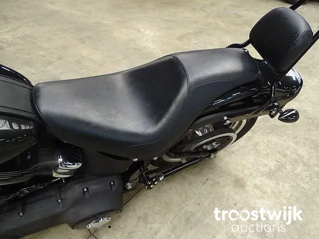 Harley-davidson night train fxstb (custom) - afbeelding 14 van  47