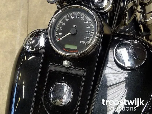 Harley-davidson night train fxstb (custom) - afbeelding 18 van  47
