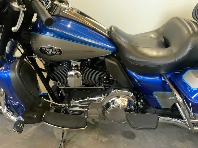 Harley-davidson ultra classic fl1 motorfiets - afbeelding 8 van  19