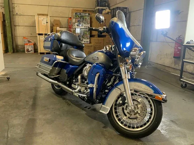 Harley-davidson ultra classic fl1 motorfiets - afbeelding 13 van  19
