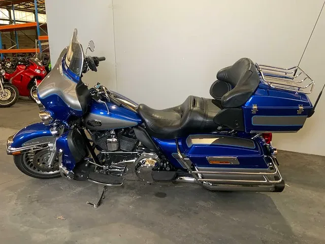Harley-davidson ultra classic fl1 motorfiets - afbeelding 18 van  19