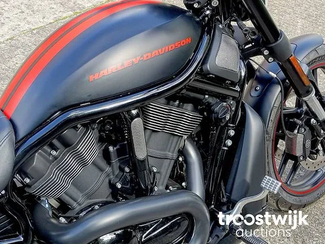 Harley-davidson (vrscdx) night rod special "guns n' roses" - afbeelding 5 van  35