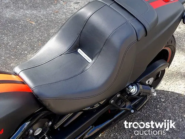 Harley-davidson (vrscdx) night rod special "guns n' roses" - afbeelding 7 van  35