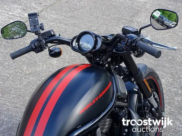 Harley-davidson (vrscdx) night rod special "guns n' roses" - afbeelding 9 van  35