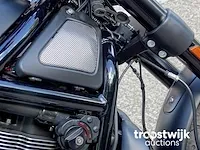 Harley-davidson (vrscdx) night rod special "guns n' roses" - afbeelding 19 van  35