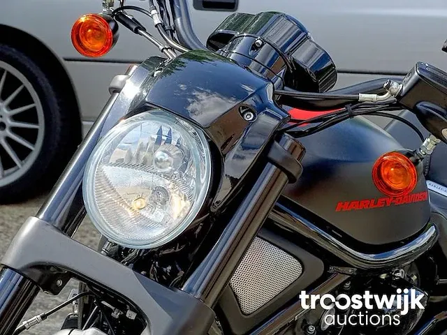 Harley-davidson (vrscdx) night rod special "guns n' roses" - afbeelding 22 van  35