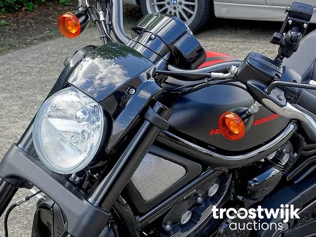 Harley-davidson (vrscdx) night rod special "guns n' roses" - afbeelding 33 van  35