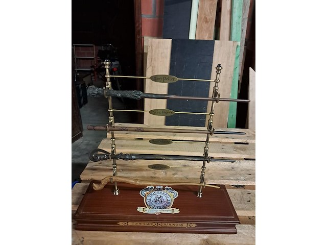 Harry potter collector item in kast - afbeelding 4 van  10