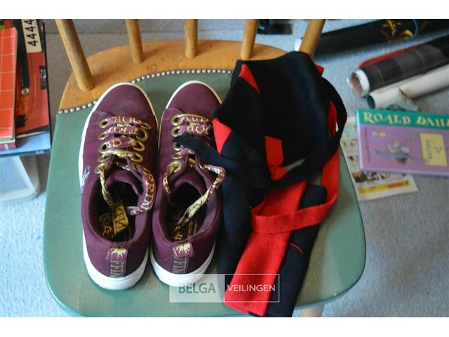 Harry potter schoenen en muts - afbeelding 1 van  3