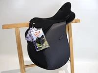 Harry's horse zadel 16,5inch - afbeelding 2 van  5