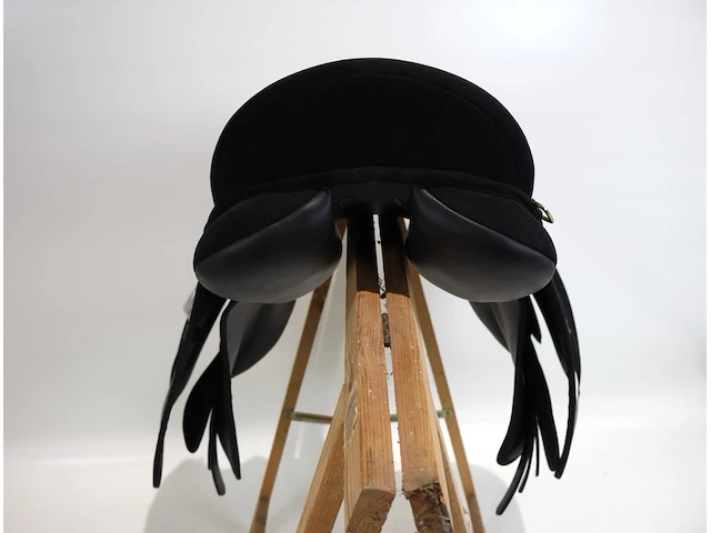 Harry's horse zadel 16,5inch - afbeelding 5 van  5