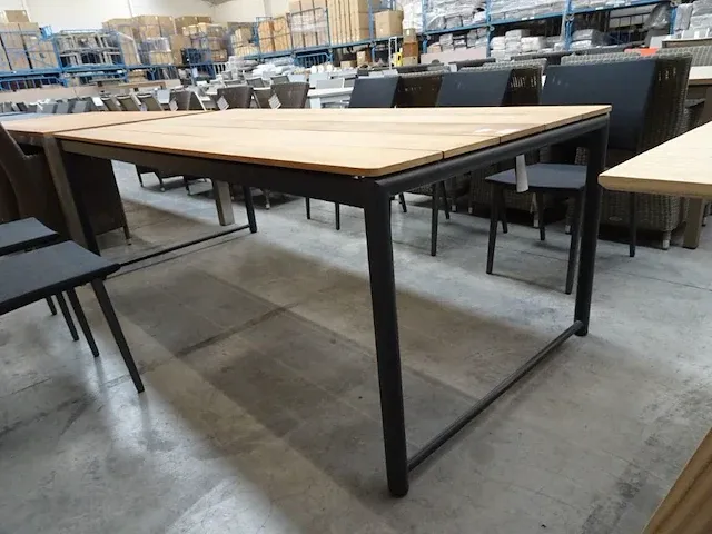 Hartman fontaine tuintafel 220cm x 100cm charcoal met teak - afbeelding 1 van  3