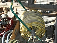 Haspel met slang - afbeelding 1 van  3