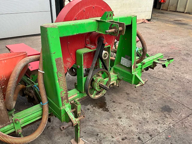 Hassia maisplantmachine - afbeelding 10 van  10